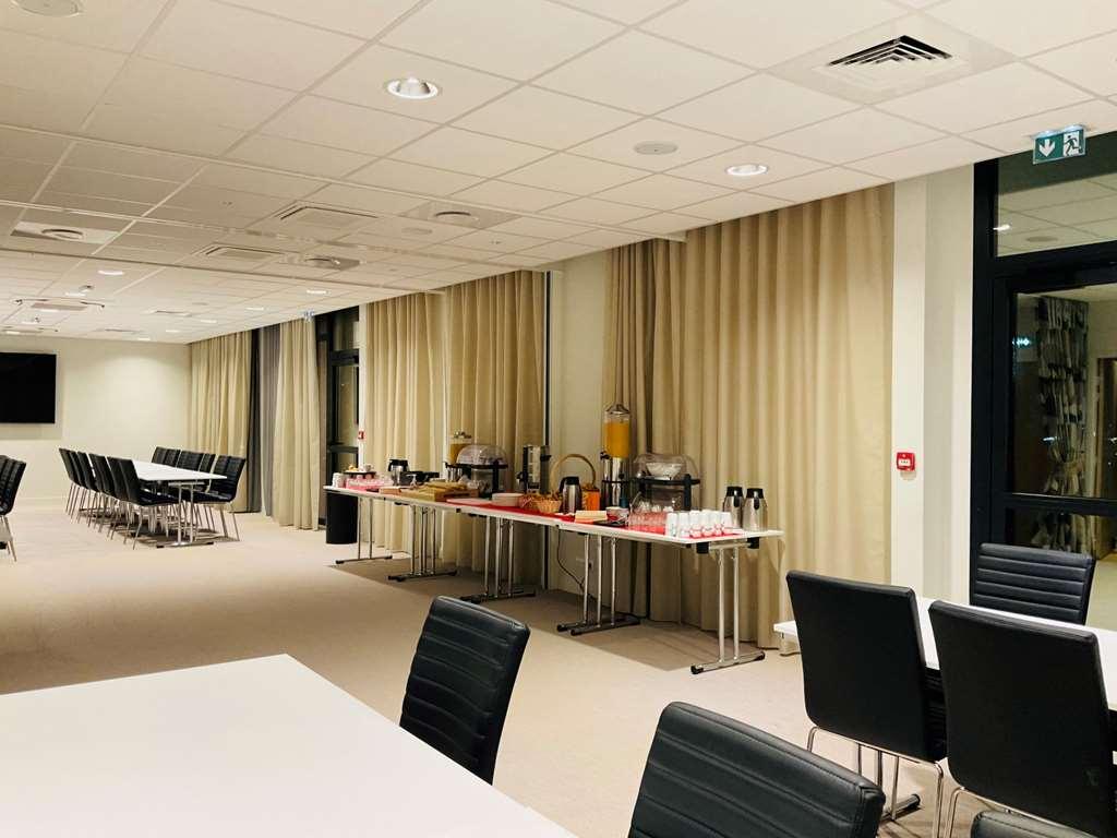 Hotel Brit Ker Lann Aeroport - Parc Expo 3*